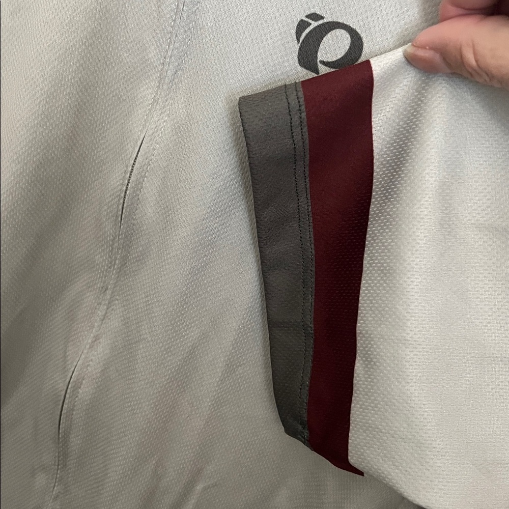 Pearl Izumi Light Gray and Maroon Cycling Jersey - Picture 4 of 5